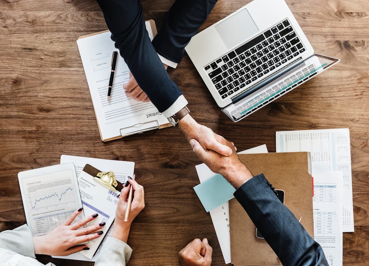Find the Best Mobile Phone Business Solutions for Your Team